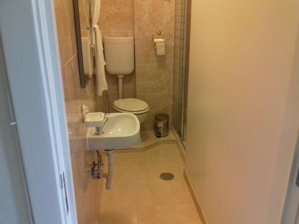 Voyage Guest House リスボン エクステリア 写真